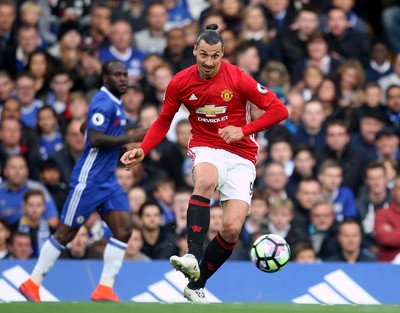 231016 - Chelsea vs Manchester United - Premier League -Zlatan Ibrahimovic of Man Utd in action