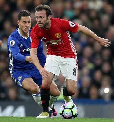 231016 - Chelsea vs Manchester United - Premier League -Juan Mata of Manchester United and Eden Hazard of Chelsea