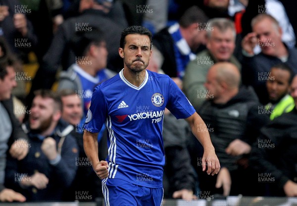 231016 - Chelsea vs Manchester United - Premier League -Pedro of Chelsea celebrates his early goal