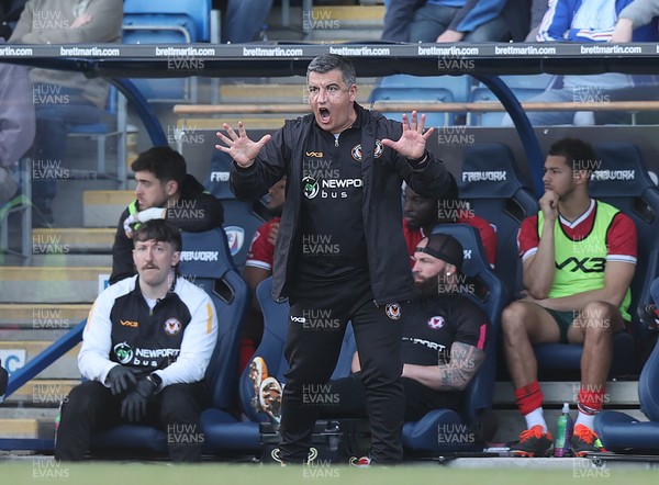 080325 - Chesterfield v Newport County - Sky Bet League 2 - Newport manager Nelson Jardin can’t believe the linesman’s decision