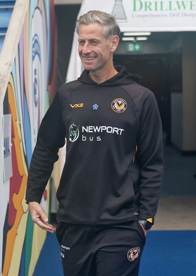 270925 - Chesterfield v Newport County - Sky Bet League 2 - Newport  manager David Hughes