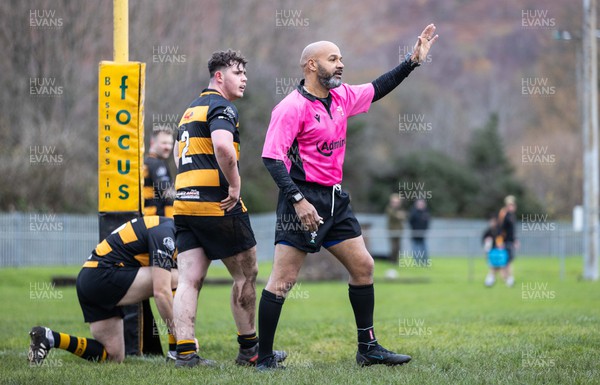 031222 - Cilfynydd v Cowbridge - Admiral National League 2 East Central - Referee Peter Woole