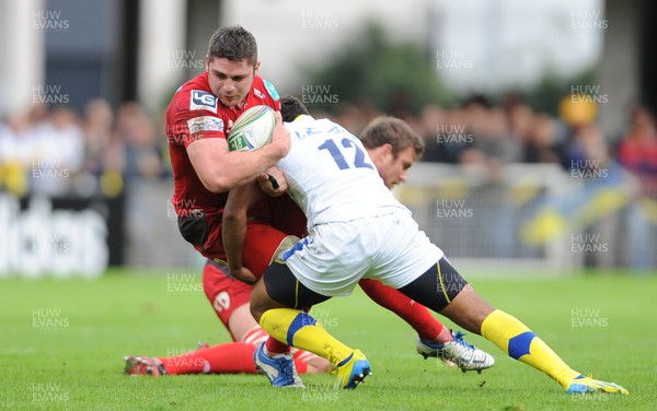 131012 - Clermont Auvergne v Scarlets - Heineken Cup -Rob McCusker of Scarlets