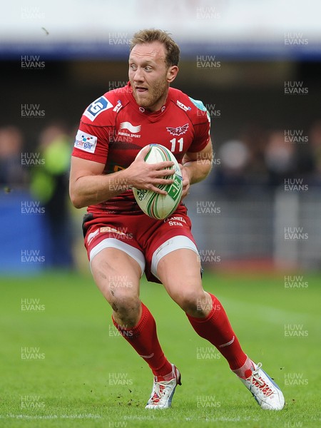 131012 - Clermont Auvergne v Scarlets - Heineken Cup -Morgan Stoddart of Scarlets