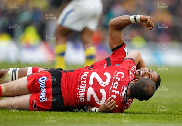 180513 - ASM Clermont Auvergne v Toulon - Heineken Cup Final - Frederic Michalak and Delon Armitage of Toulon celebrate the victory 