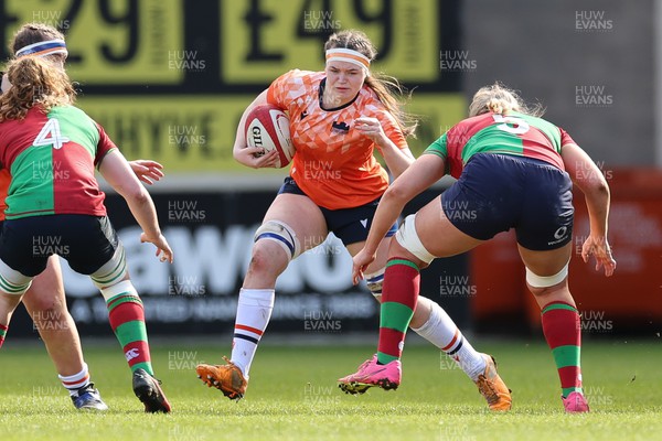 030324 - Clovers v Edinburgh Rugby, Celtic Challenge - Natasha Logan of Edinburgh takes on Dorothy Wall of Clovers