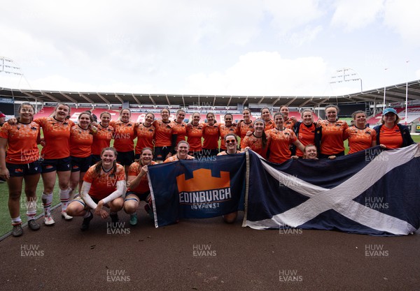 030324 - Clovers v Edinburgh Rugby, Celtic Challenge - The Edinburgh team at the end of the match