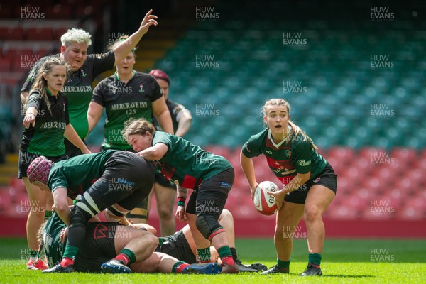 180426 - Clwb Rygbi Cymry Caerdydd v Seven Sisters - WRU Women's National Plate - Beth Evans of Clwb Rygbi Cymry Caerdydd