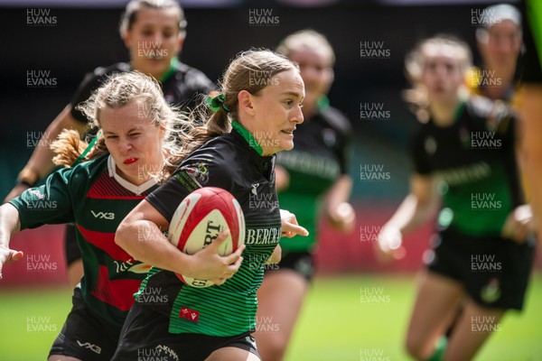 180426 - Clwb Rygbi Cymry Caerdydd v Seven Sisters - WRU Women's National Plate - Holly Cooper of Seven Sisters