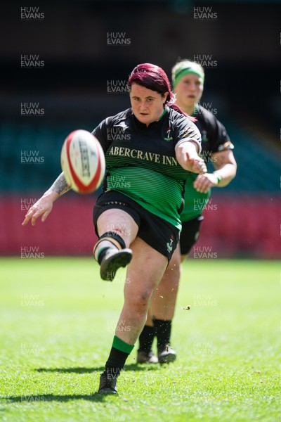 180426 - Clwb Rygbi Cymry Caerdydd v Seven Sisters - WRU Women's National Plate - Rachel Rees of Seven Sisters