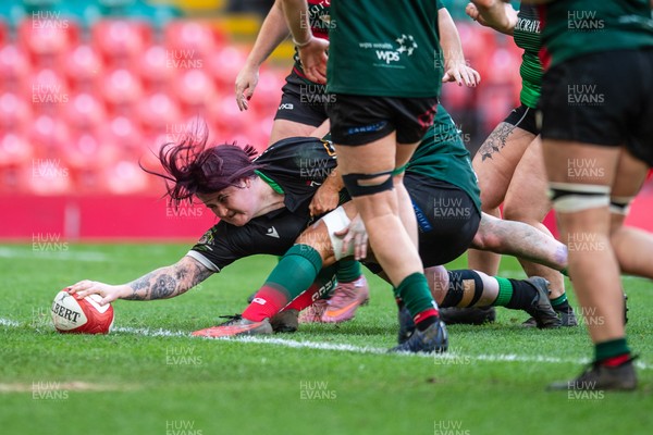 180426 - Clwb Rygbi Cymry Caerdydd v Seven Sisters - WRU Women's National Plate - Rachel Rees of Seven Sisters scores a try 
