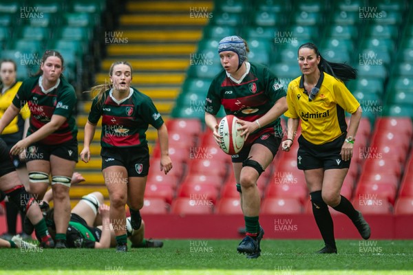 180426 - Clwb Rygbi Cymry Caerdydd v Seven Sisters - WRU Women's National Plate - Laura Satterly of Clwb Rygbi Cymry Caerdydd