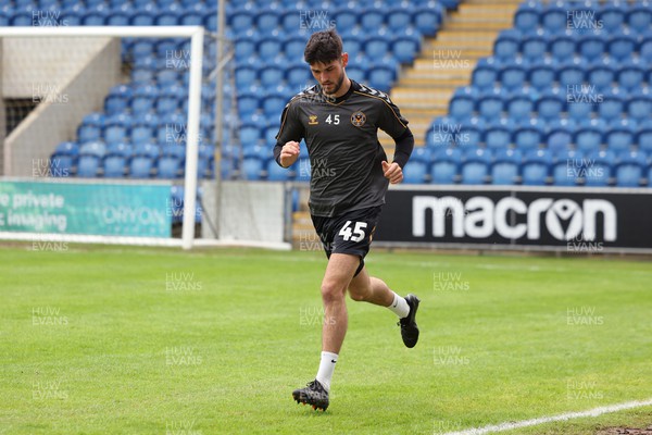 010423 - Colchester United v Newport County - Sky Bet League 2 - Evan Cadwallader of Newport County during a late fitness test before kick off