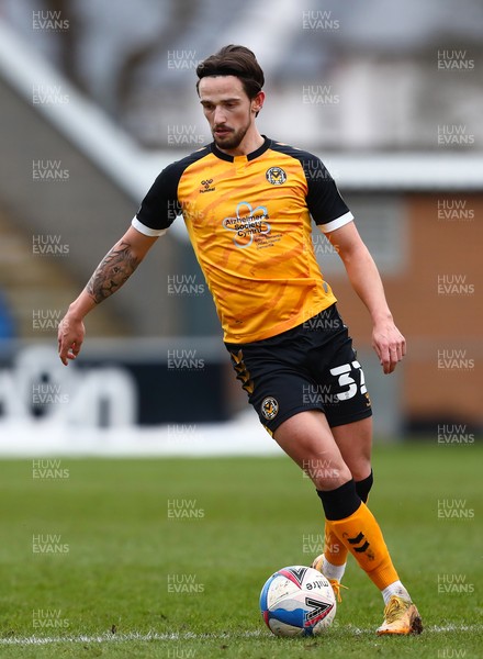 060321 - Colchester United v Newport County - Sky Bet League 2 - Liam Shephard of Newport County