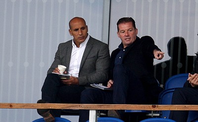 081016 - Colchester United vs Newport County  - SkyBet EFL League 2 -Graham Westley makes his point as he watches from the stands