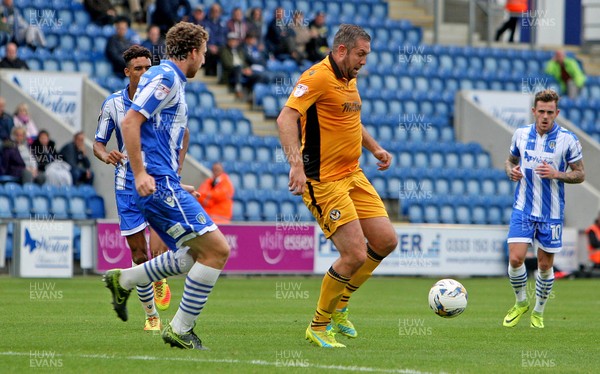 081016 - Colchester United vs Newport County  - SkyBet EFL League 2 -Jon Parkin of Newport on the attack