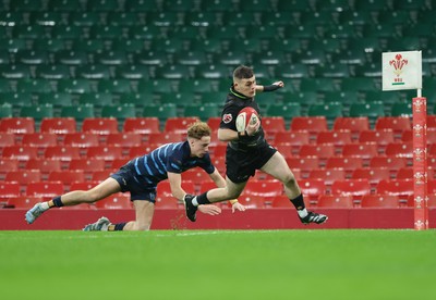 101225 - Coleg Cymoedd v Ysgol Gyfun Gymraeg Glantaf, Welsh Schools and Colleges Boys U18 Final - Jack Piotecki of Coleg y Cymoedd races in but the try is disallowed