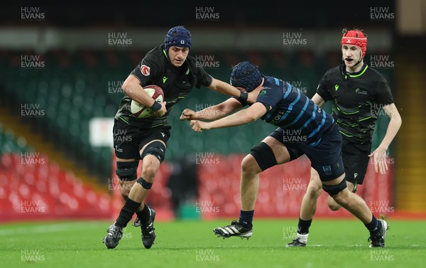 101225 - Coleg Cymoedd v Ysgol Gyfun Gymraeg Glantaf, Welsh Schools and Colleges Boys U18 Final - Lincoln Hall of Coleg y Cymoedd breaks away to set up try