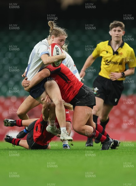 101225 - Coleg Gwent v Llandovery College Welsh Schools and Colleges Girls U18 Final - Breannagh Davidson of Llandovery College charges forward