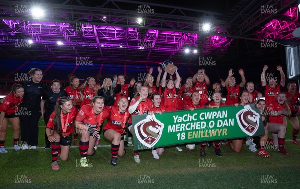 101225 - Coleg Gwent v Llandovery College Welsh Schools and Colleges Girls U18 Final - Coleg Gwent celebrate winning the final