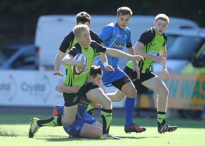 051016 - Coleg y Cymoedd v Gower College, WRU Wednesday U18 League - George Thomas of Coleg y Cymoedd looks to break away