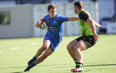 051016 - Coleg y Cymoedd v Gower College, WRU Wednesday U18 League - Jake Tucker of Gower College breaks away