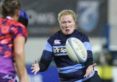 071114 - Combined Services Ladies v Cardiff Blues Ladies - Remembrance Rugby for The British Legion -Becky Newton of Cardiff Blues Ladies(c) Huw Evans Agency