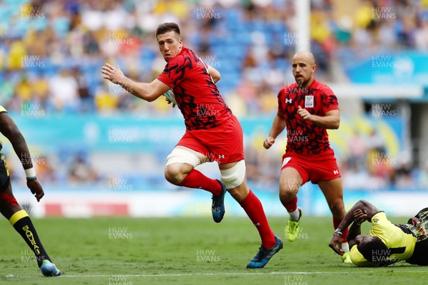 140418 - Rugby Sevens - Commonwealth Games - Justin Tipuric of Wales