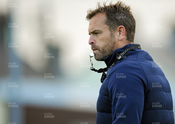 031015 - Connacht v Cardiff Blues - Guinness PRO12 - Cardiff Blues head coach Danny Wilson