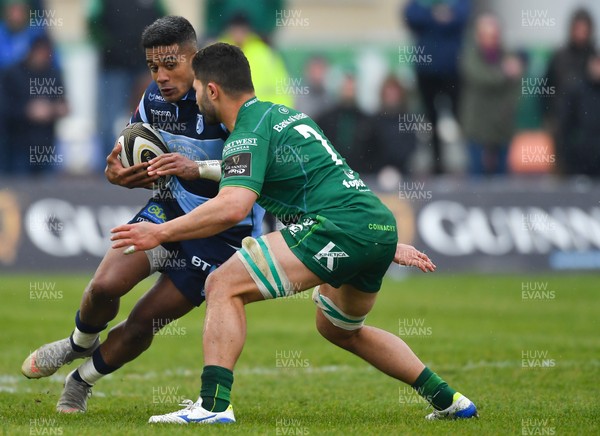 130419 -  Connacht v Cardiff Blues - Guinness PRO14 -  Rey Lee-Lo of Cardiff Blues in action against Colby Fainga�a of Connacht 