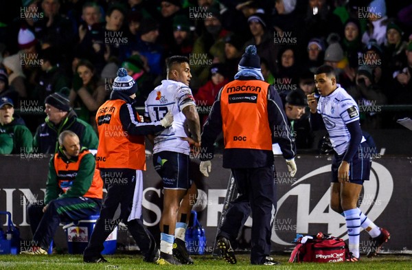150220 - Connacht v Cardiff Blues - Guinness PRO14 -  Rey Lee-Lo of Cardiff Blues leaves the pitch with an injury