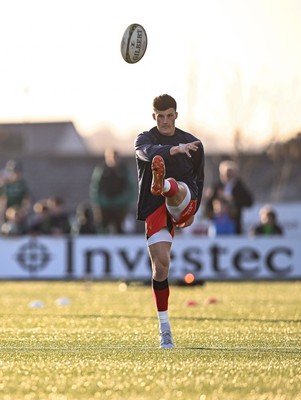 050425 - Connacht v Cardiff Rugby -EPCR Challenge Cup Round of 16 - Ellis Bevan of Cardiff Rugby before the match