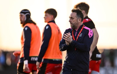 050425 - Connacht v Cardiff Rugby -EPCR Challenge Cup Round of 16 - Cardiff head coach Matt Sherratt before the match