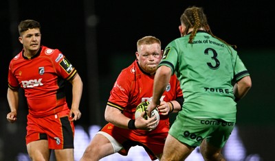 050425 - Connacht v Cardiff Rugby - EPCR Challenge Cup Round of 16 - Keiron Assiratti of Cardiff Rugby in action against Finlay Bealham of Connacht