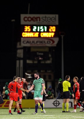 050425 - Connacht v Cardiff Rugby - EPCR Challenge Cup Round of 16 - Players shake hands after the match