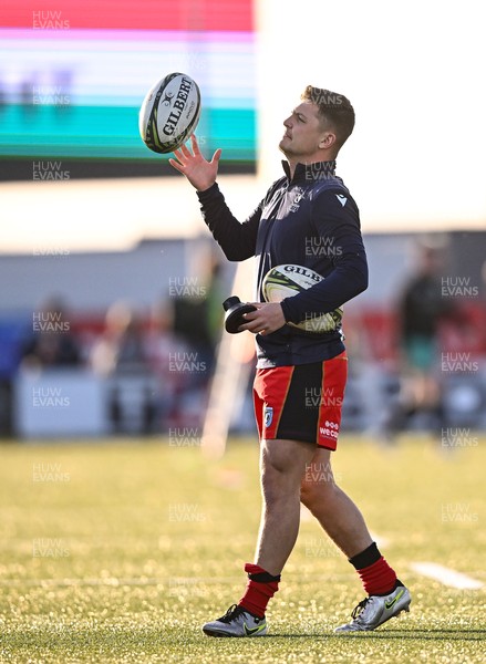 050425 - Connacht v Cardiff Rugby -EPCR Challenge Cup Round of 16 - Callum Sheedy of Cardiff Rugby before the match