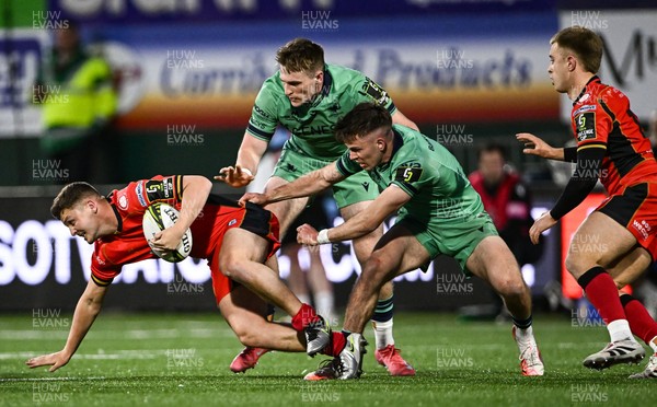 050425 - Connacht v Cardiff Rugby - EPCR Challenge Cup Round of 16 - Callum Sheedy of Cardiff Rugby