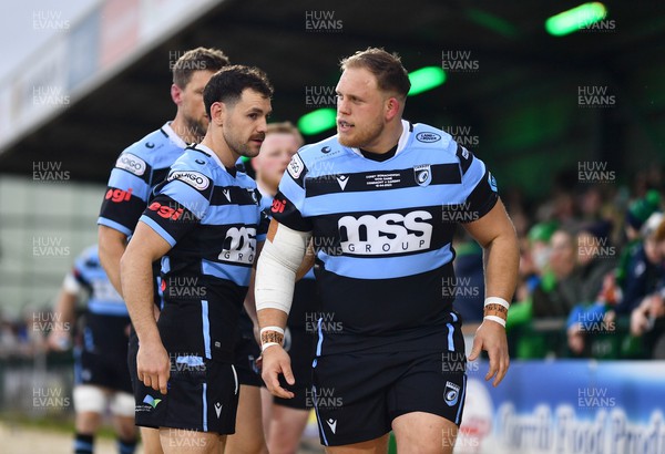 150423 - Connacht v Cardiff Rugby - United Rugby Championship - Corey Domachowski, right, and Tomos Williams of Cardiff before the match