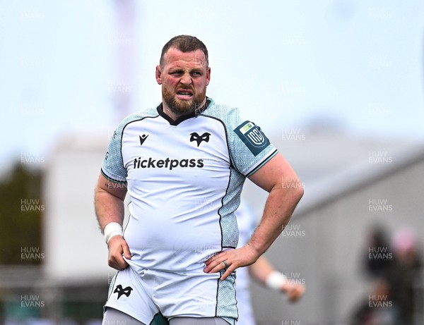 280326 - Connacht Rugby v Ospreys, United Rugby Championship - Steffan Thomas of Ospreys
