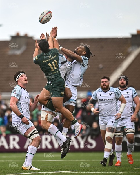 280326 - Connacht Rugby v Ospreys, United Rugby Championship - Dan Kasende and Josh Ioane of Connacht compete for the ball