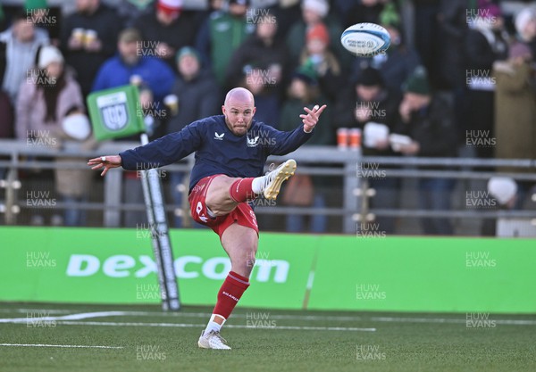 020324 - Connacht v Scarlets - United Rugby Championship - Efan Jones of Scarlets before the match
