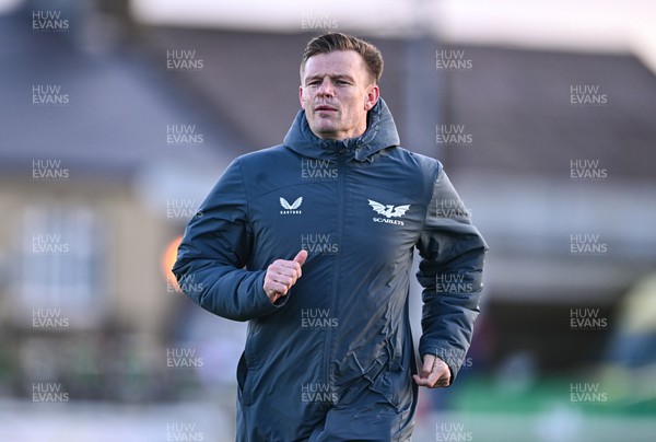 020324 - Connacht v Scarlets - United Rugby Championship - Scarlets head coach Dwayne Peel before the match