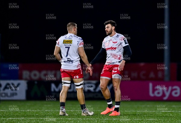 130326 - Connacht v Scarlets - United Rugby Championship - Johnny Williams, right, and Jarrod Taylor of Scarlets before the United Rugby Championship match