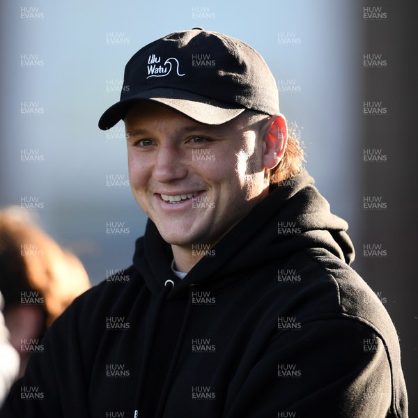 201125 - Cardiff Rugby Training - Cornel Smit signs for Cardiff Rugby