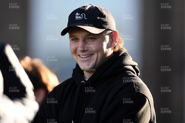 201125 - Cardiff Rugby Training - Cornel Smit signs for Cardiff Rugby