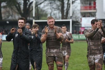 060414 - Cornish Pirates v Pontypridd, British and Irish Cup Quarter Final - Pontypridd players applaud the travelling supporters after the win
