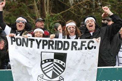 060414 - Cornish Pirates v Pontypridd, British and Irish Cup Quarter Final - Pontypridd supporters cheer the team at the end of the match