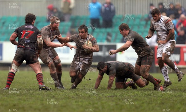 060414 - Cornish Pirates v Pontypridd, British and Irish Cup Quarter Final - Pontypridd's Liam Belcher charges forward