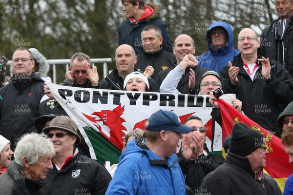 060414 - Cornish Pirates v Pontypridd, British and Irish Cup Quarter Final - Pontypridd supporters cheer the team at the end of the match