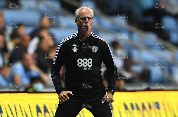 150921 - Coventry City v Cardiff City - EFL SkyBet Championship - Cardiff City Manager Mick McCarthy makes a point